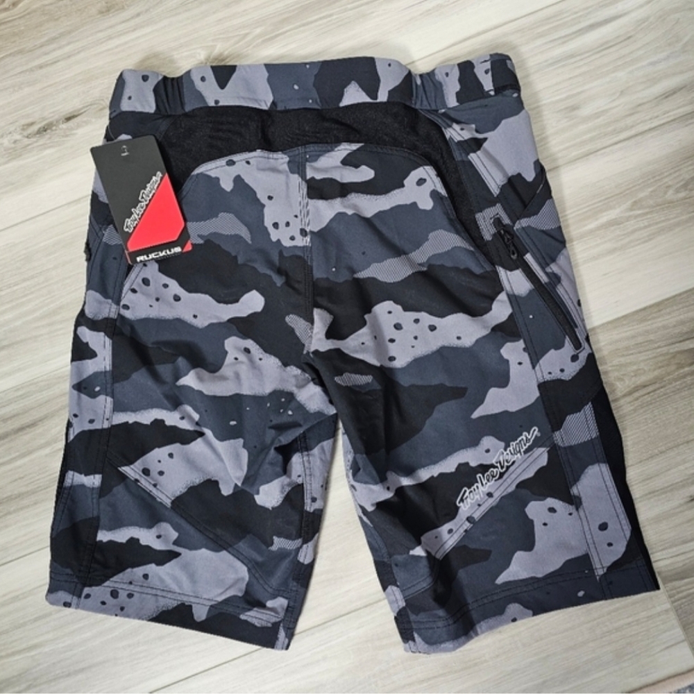 36 Troy Lee Designs Ruckus short .